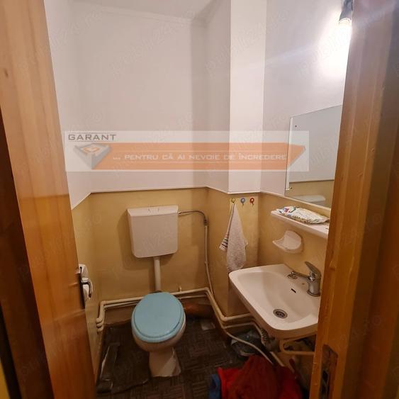 Apartament cu 3 camere decomandat în Găvana