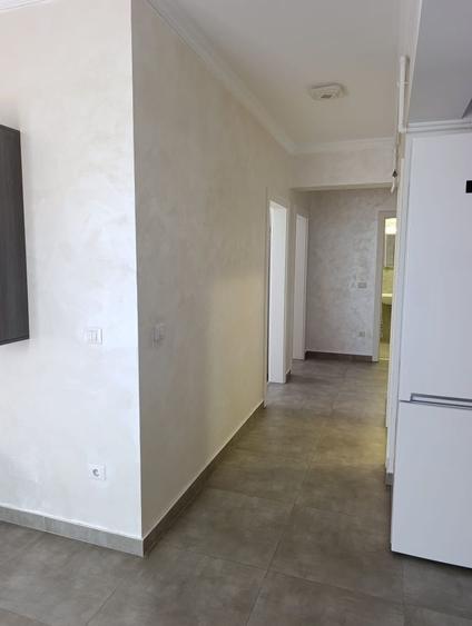 Apartament cu 3 camere decomandat în Cocorăștii Mislii