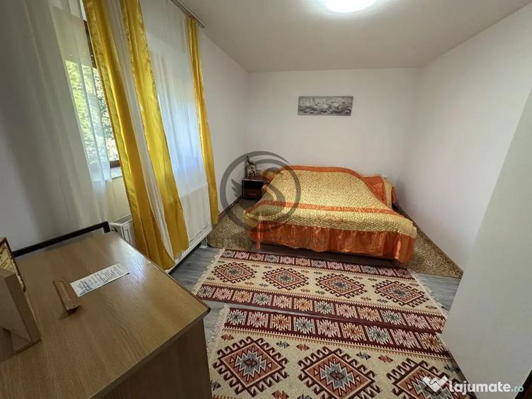 Casă cu 5 camere cu Canalizare în Cocorăștii Colț