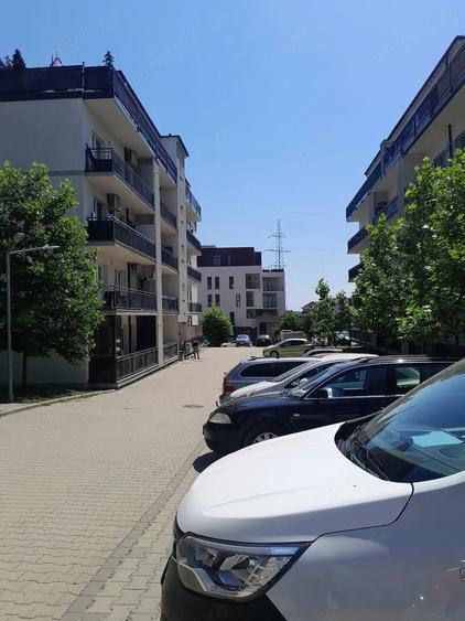 Apartament cu 2 camere semidecomandat în Turnișor