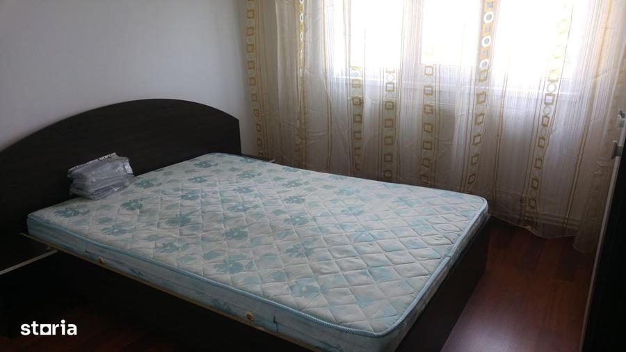 Apartament cu 3 camere decomandat în Dorobanți 1