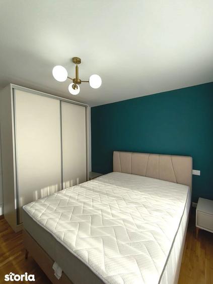 Apartament cu 3 camere decomandat în Vitan