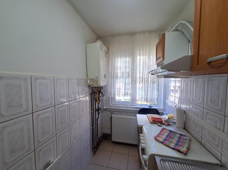 Apartament cu 2 camere nedecomandat, mobilat în Girocului