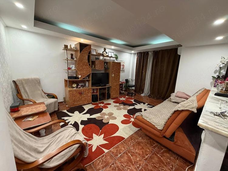 Apartament cu 2 camere decomandat în Crihala