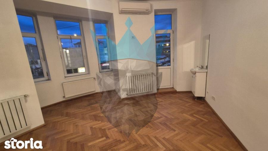 Apartament cu 4 camere în Grozăvești