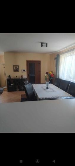 Casă cu 4 camere cu Teren 500 Mp în Sânpetru