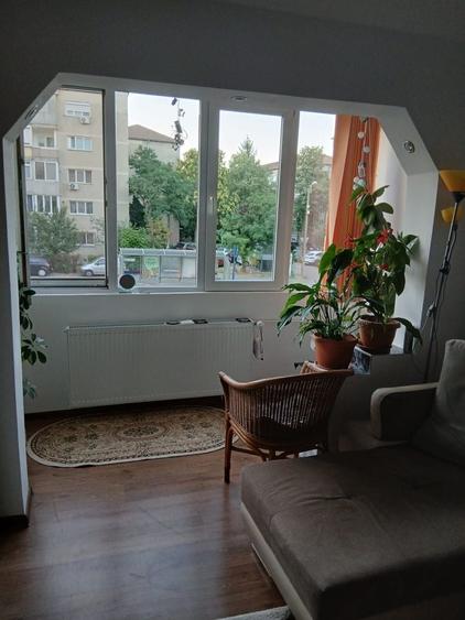 Apartament cu 3 camere în Nufărul