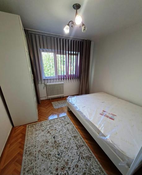 Apartament cu 2 camere decomandat în Iancului