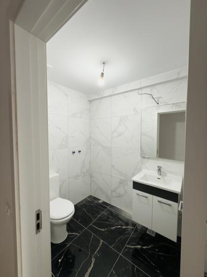 Apartament cu 3 camere în Mihai Bravu
