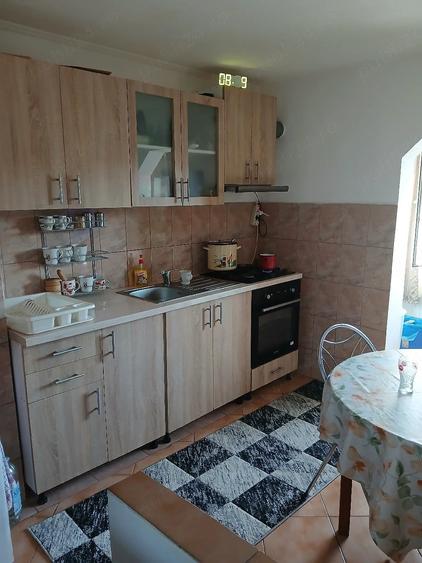 Apartament cu 2 camere decomandat în Micro II