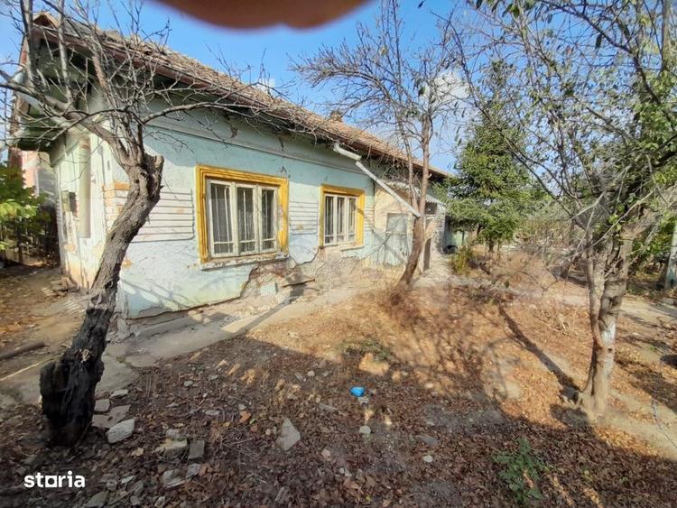 Casă cu 2 camere în Ghindeni