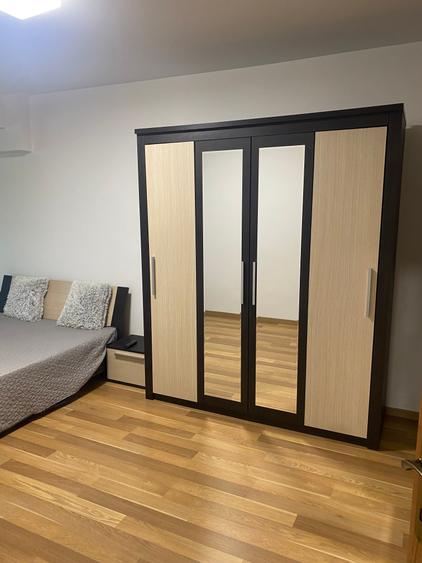 Apartament 2 camere cu loc de parcare, renovat modern,  Aleea Muscel - 17