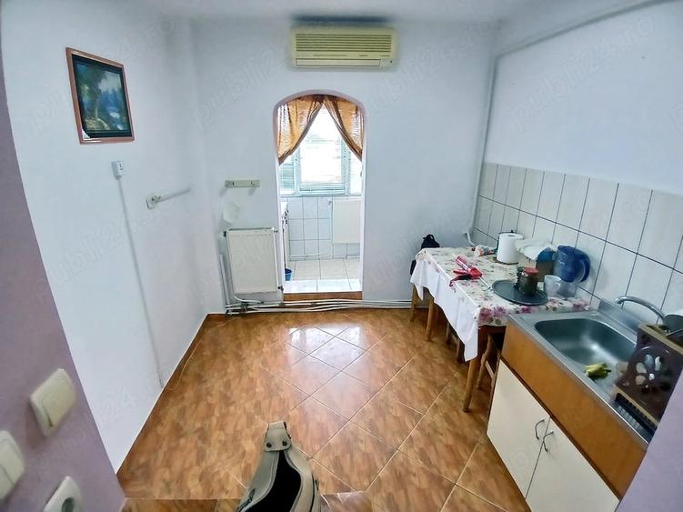 Apartament cu 2 camere decomandat în Sud