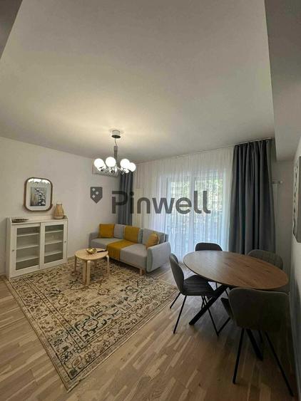 Apartament cu 3 camere semidecomandat, mobilat în Iancului