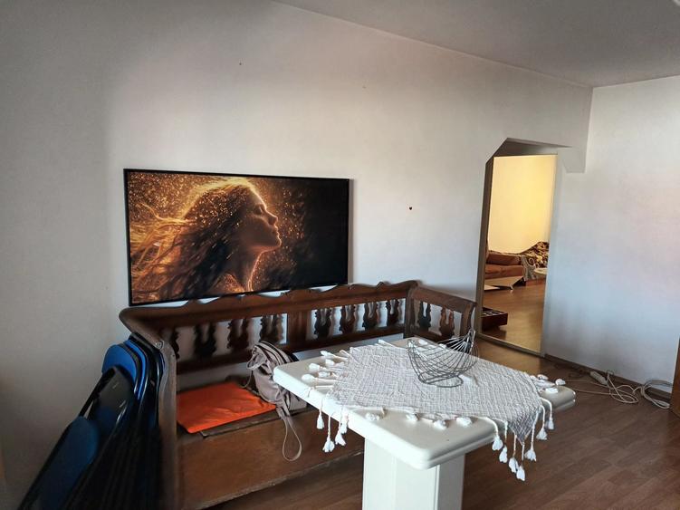 Inchiriez apartament 2 camere - 7
