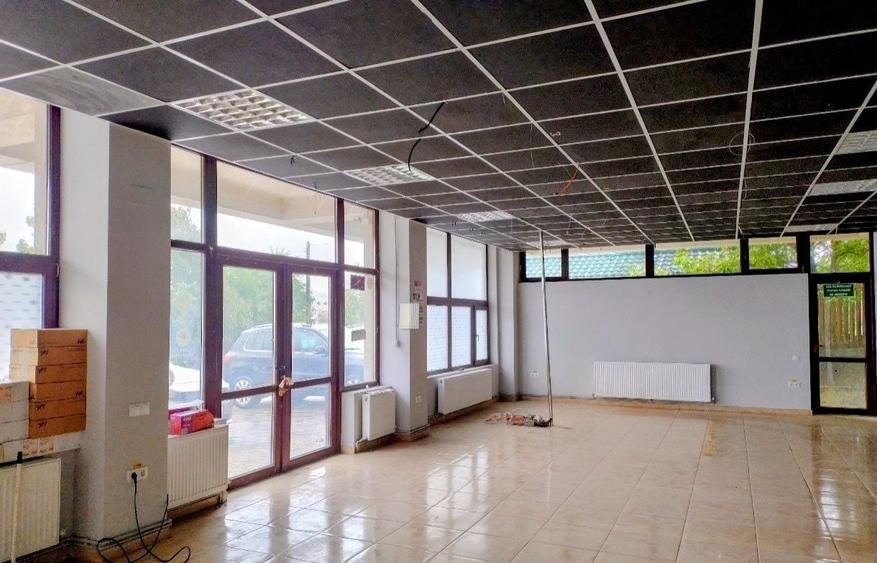 Spațiu comercial, de 204 mp, în Rediu