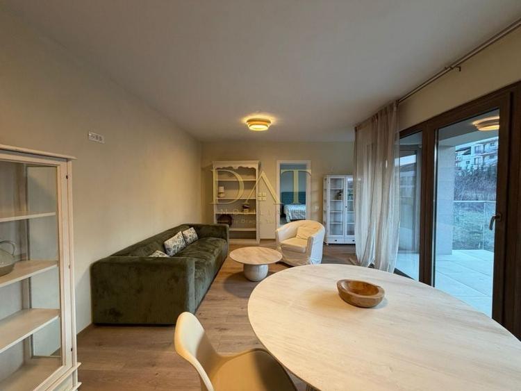 Apartament cu 3 camere, mobilat în Borhanci