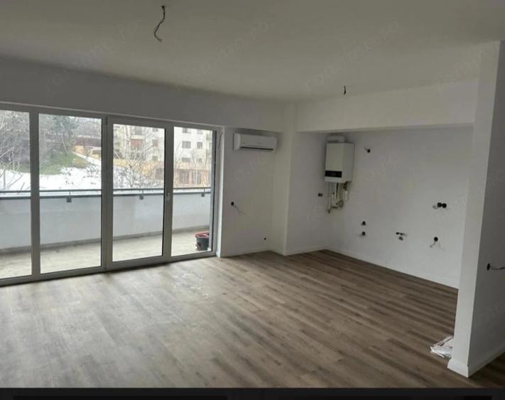 Apartament cu 2 camere decomandat în Craiovei