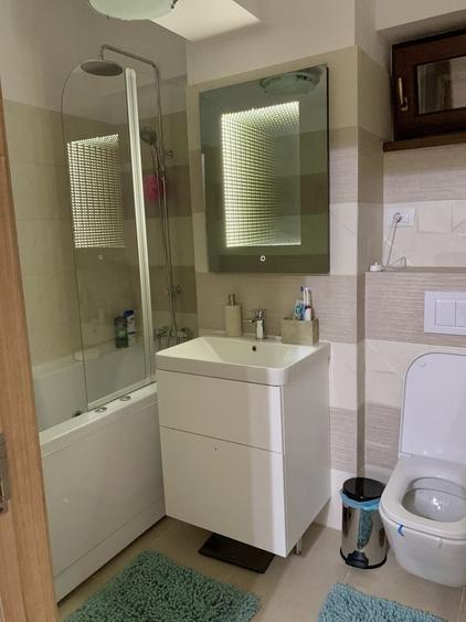 Apartament cu 2 camere decomandat în Bratia din Deal