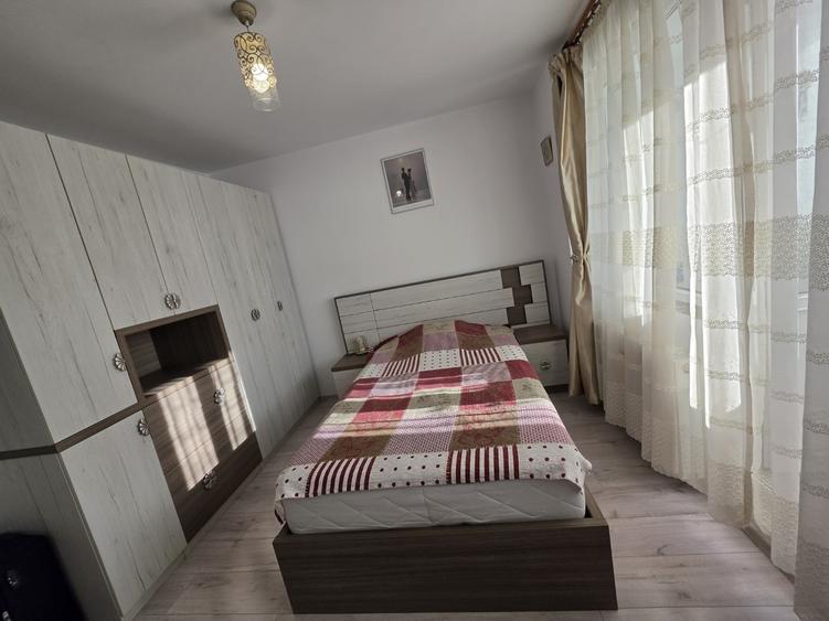 Apartament cu 2 camere semidecomandat în Titan