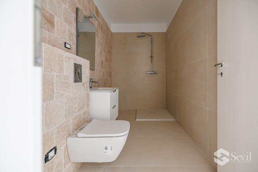 Apartament cu 3 camere decomandat în Mehala