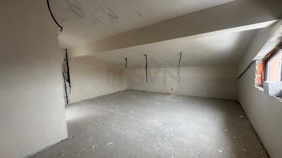Apartament cu 3 camere decomandat în Băneasa