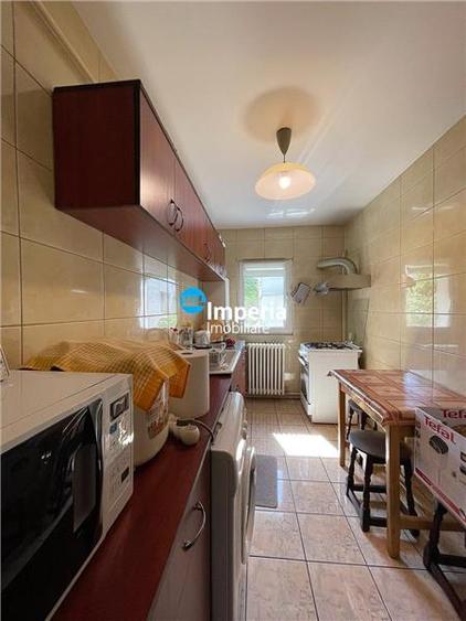Apartament 2 camere, decomandat, de inchiriat, zona Gara Billa - 2