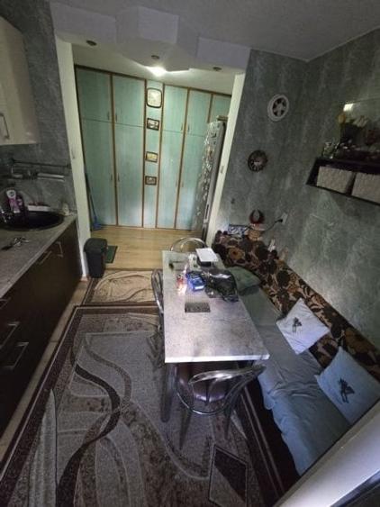 Apartament cu 3 camere decomandat, mobilat în Dristor