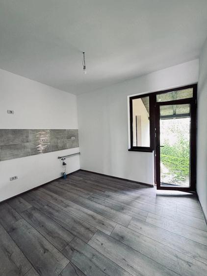 AV700 Duplex 5 camere, Chisoda, la asfalt, zona linistita, P+1E - 17