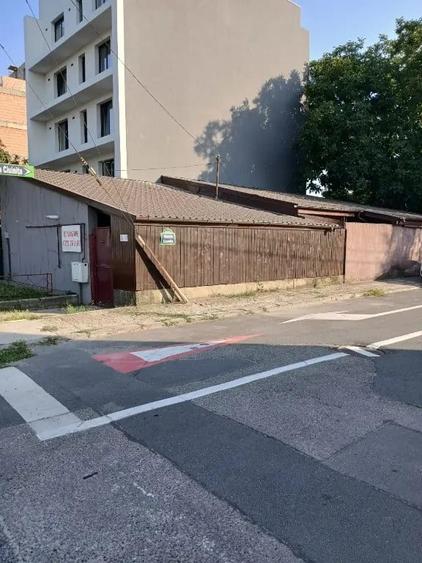Casă cu 3 camere în Central
