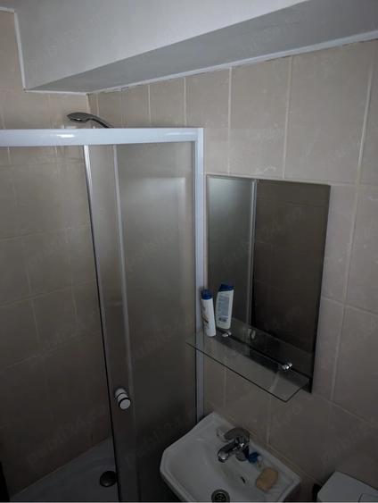 Garsonieră decomandată în Central