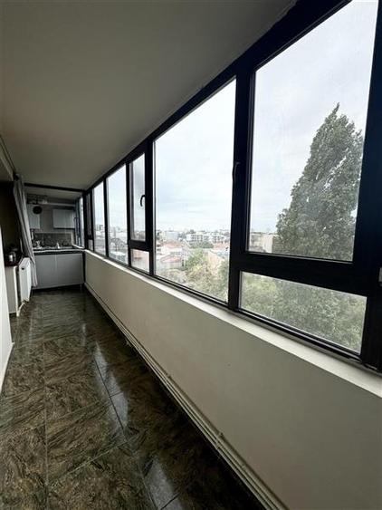 Apartament cu 2 camere decomandat, mobilat în Republica