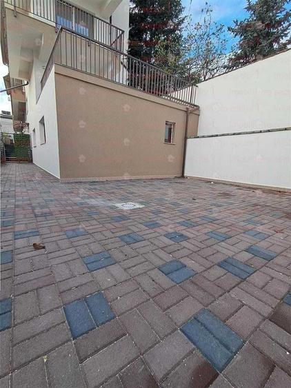 Apartament cu 2 camere semidecomandat în Dămăroaia