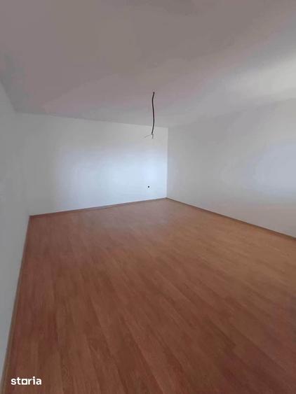 De vanzare casa in Cotu-Vames P+E,teren de 1130mp. Pret 99900 euro - 9