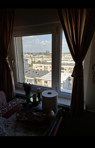 Apartament cu 3 camere decomandat în Inel II