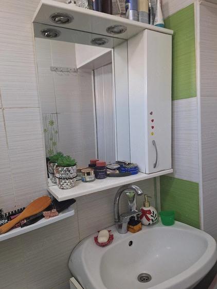 Apartament cu 2 camere decomandat în Bariera Vâlcii