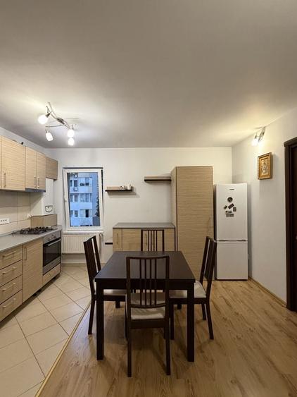 Apartament cu 2 camere decomandat în Florești