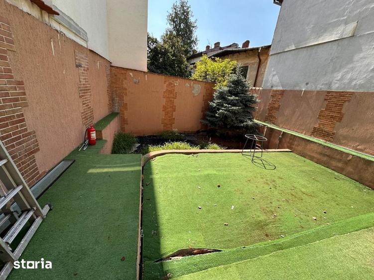 Casă cu 6 camere cu Piscina în Libertății