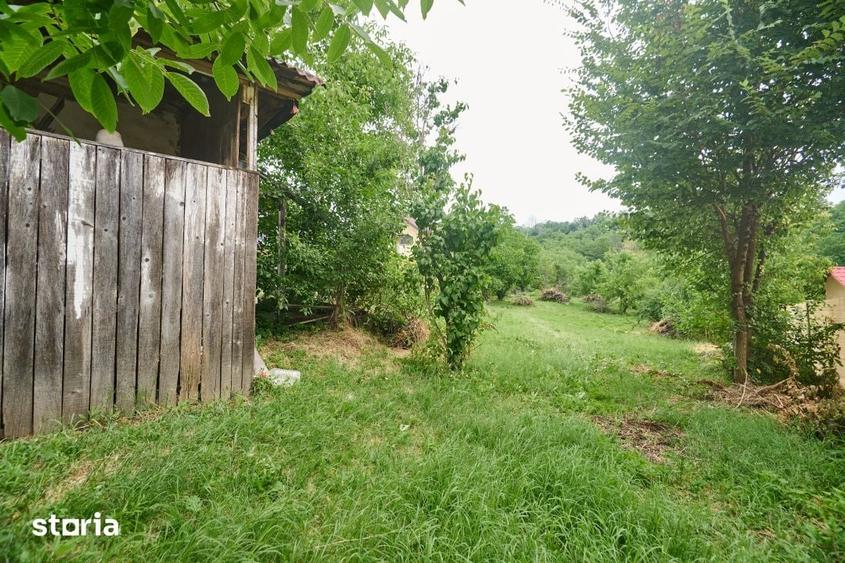 Teren de 2240 mp, în Moșoaia