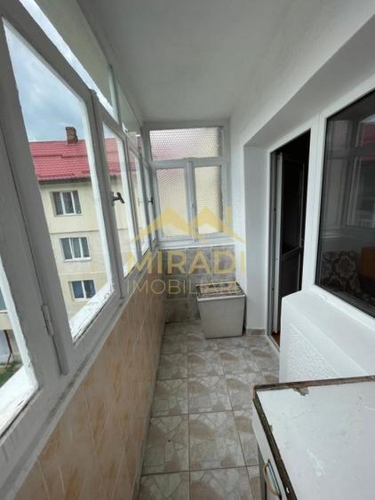 Apartament cu 2 camere, mobilat în Malul Spitalului