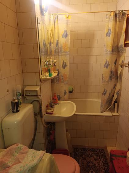 Apartament cu 3 camere semidecomandat în Rogerius