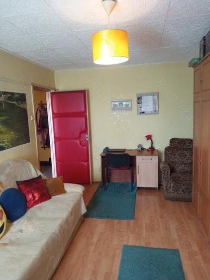 Apartament cu 3 camere decomandat în Aurel Vlaicu