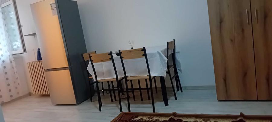 Garsonieră semidecomandată în Central