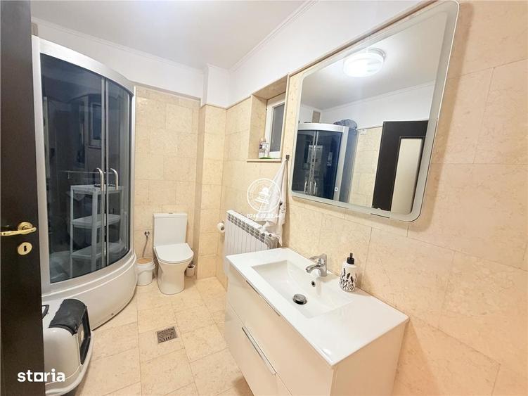 Casă cu 4 camere cu Teren 1670 Mp în Bârnova
