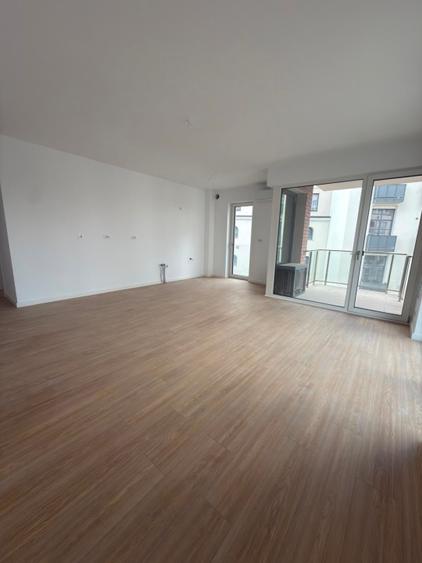 Apartament cu 2 camere decomandat în Cantemir