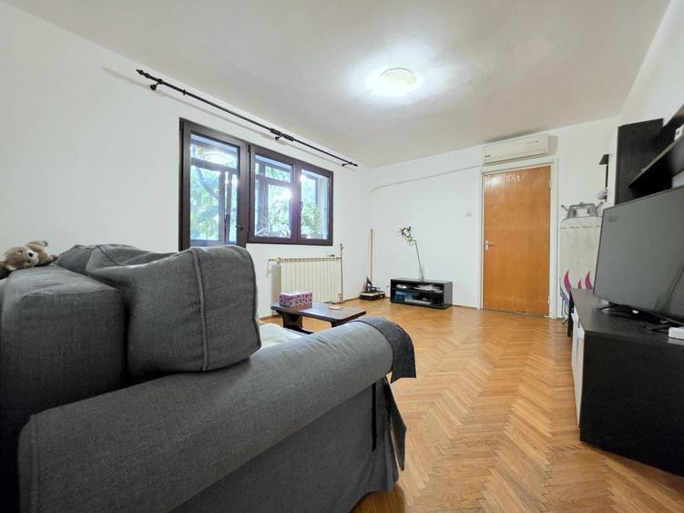 Apartament cu 3 camere în Dristor