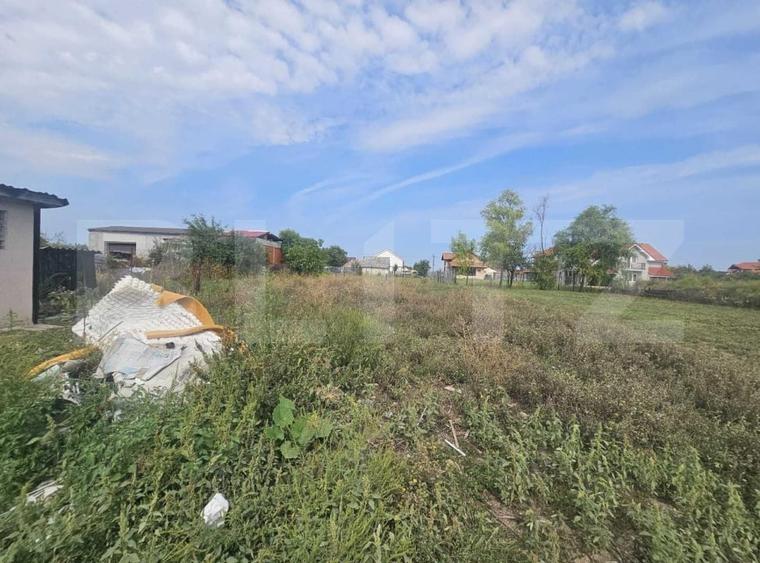 Teren Construcții intravilan de 1439 mp, în Periferie