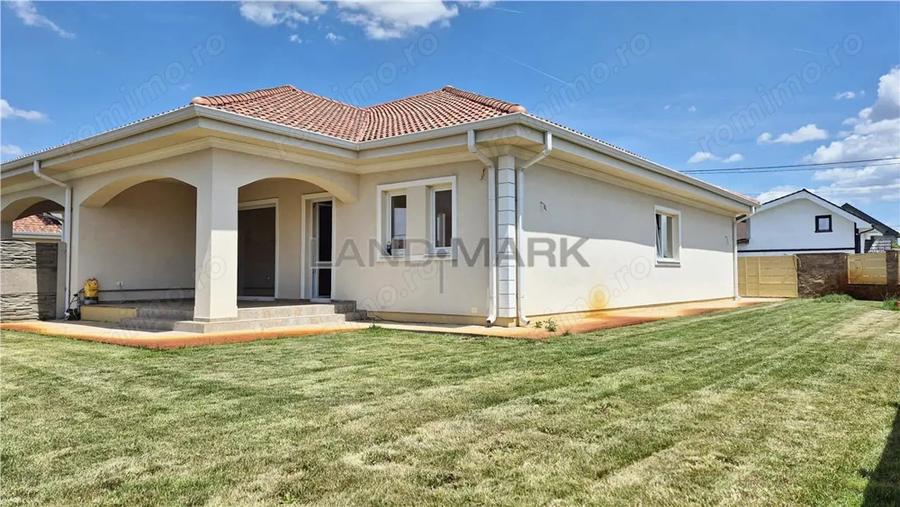Casă cu 4 camere cu Teren 422 Mp în Central