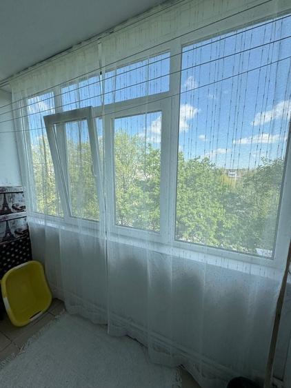 Apartament cu 2 camere semidecomandat, mobilat în Micro 16