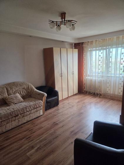Apartament 2 camere balcon inchis cu pivnita si boxa in Vasile Aaron - 1